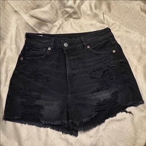 american eagle distressed black shorts size 2
